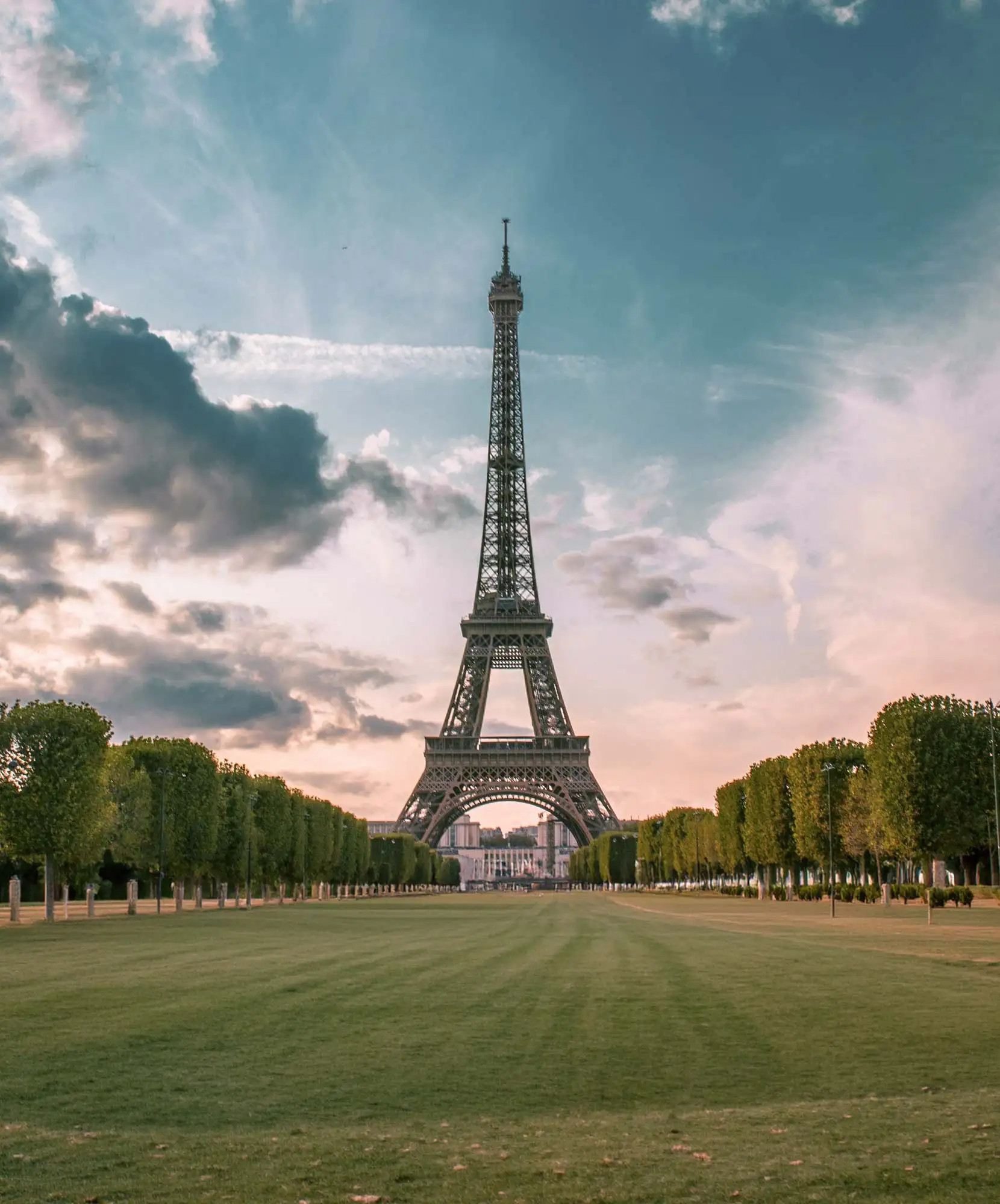 4-Módulo-Itinerario-VA-1660x2000px-PARIS.webp - Pangea Viajes