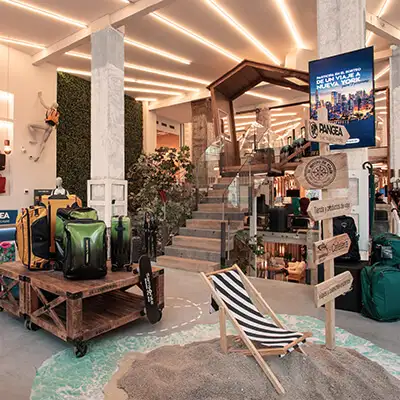 mosaico-cuadrado-1-BIO 17.49.53.webp - Pangea Viajes