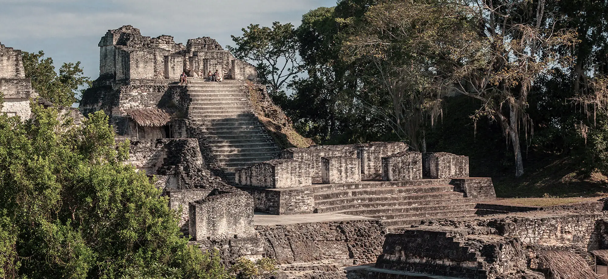 Viajes a Tikal