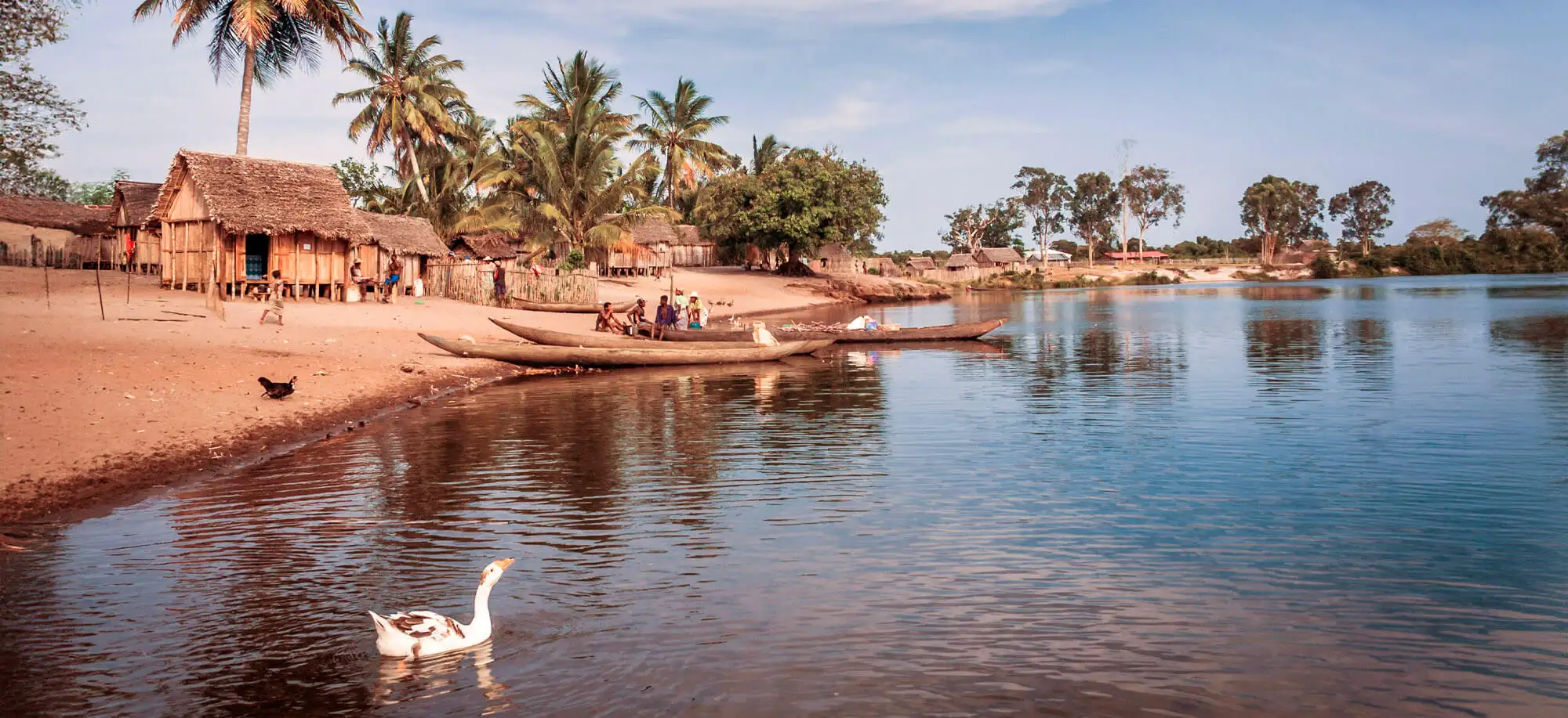 Viajes al Canal de Pangalanes